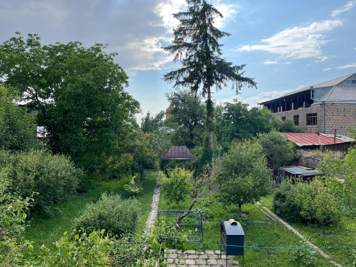 Papoyan Guest House Gyumri Exterior photo